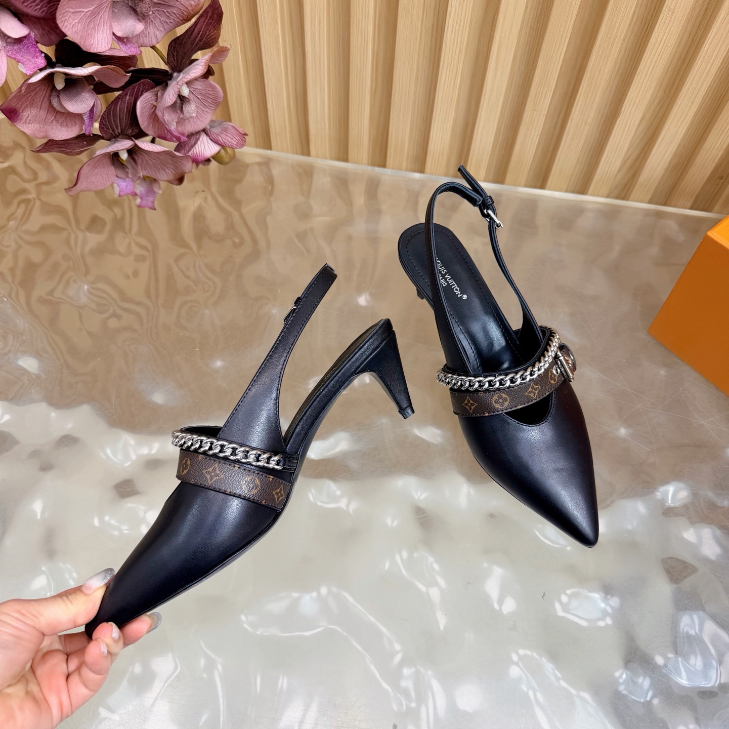 Women's high heels